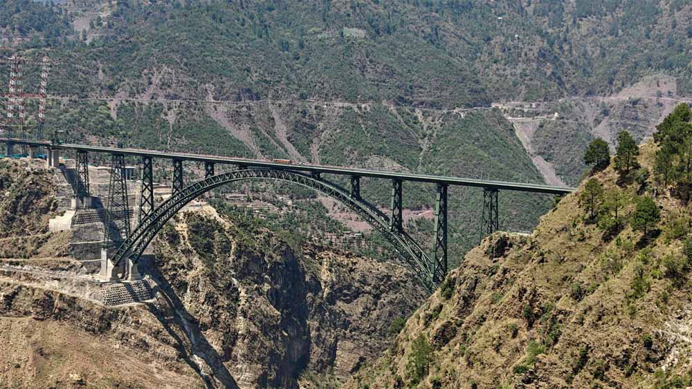 भिलाई के स्टील से बना दुनिया का सबसे ऊंचा चिनाब रेलवे पुल भिलाई के स्टील से बना दुनिया का सबसे ऊंचा चिनाब रेलवे पुल