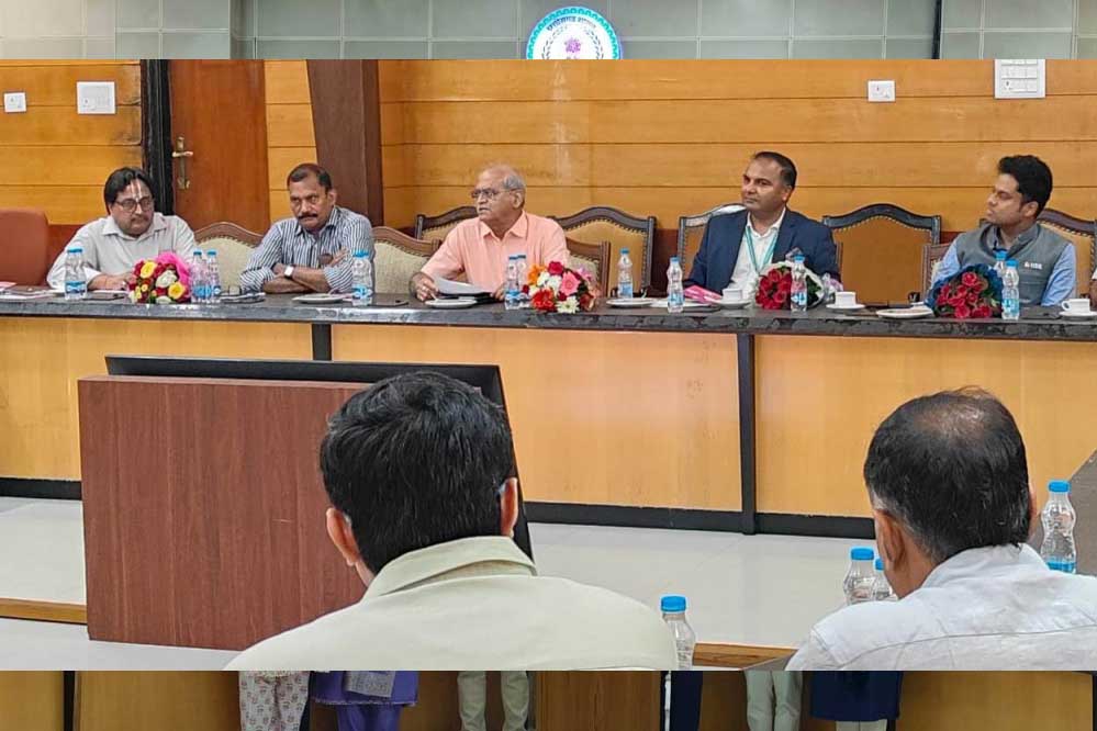 रायपुर : एसएमई एक्सचेंज व वैकल्पिक वित्त पोषण पर कार्यशाला आयोजित रायपुर : एसएमई एक्सचेंज व वैकल्पिक वित्त पोषण पर कार्यशाला आयोजित