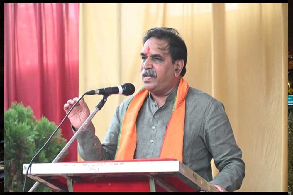 मोदी सरकार के 11 साल पूरे: राजेश मूणत ने रायपुर पश्चिम में जनसभा को किया संबोधित मोदी सरकार के 11 साल पूरे: राजेश मूणत ने रायपुर पश्चिम में जनसभा को किया संबोधित