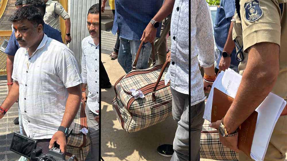 प्रॉपर्टी डीलर से मारपीट: रोहित तोमर के घर पहुंची पुलिस ने सोना के साथ लाखों का कैश किया जब्त प्रॉपर्टी डीलर से मारपीट: रोहित तोमर के घर पहुंची पुलिस ने सोना के साथ लाखों का कैश किया जब्त