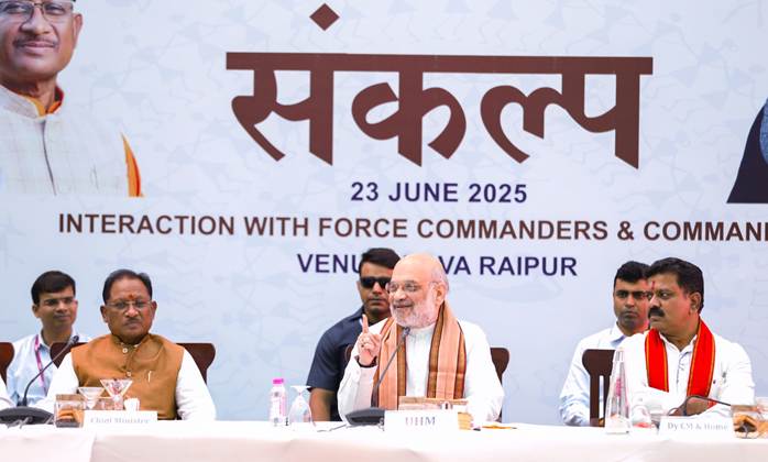 CG NEWS: केंद्रीय गृह एवं सहकारिता मंत्री अमित शाह ने छत्तीसगढ़ के सुरक्षा बलों के जवानों के साथ किया संवाद…