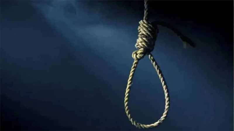 तखतपुर ताज मेटाडोर सर्विस में हेल्पर का काम करने वाले युवक ने फांसी लगाकर की आत्महत्या तखतपुर ताज मेटाडोर सर्विस में हेल्पर का काम करने वाले युवक ने फांसी लगाकर की आत्महत्या
