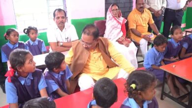 CG – मुख्यमंत्री विष्णु देव साय ने स्मार्ट स्कूल और स्मार्ट ब्लाक कार्यक्रम का किया शुभारंभ, स्कूली बच्चों के सामने इस बात को लेकर हुए भावुक…..