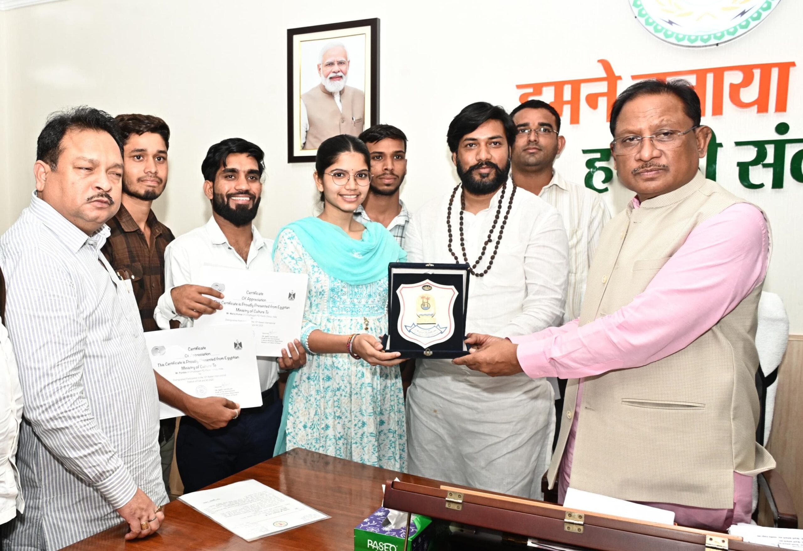 CG NEWS: मुख्यमंत्री विष्णुदेव साय से पंथी नृत्य दल ने की सौजन्य मुलाकात, मिस्र में भारत का प्रतिनिधित्व करने पर दी शुभकामनाएं….