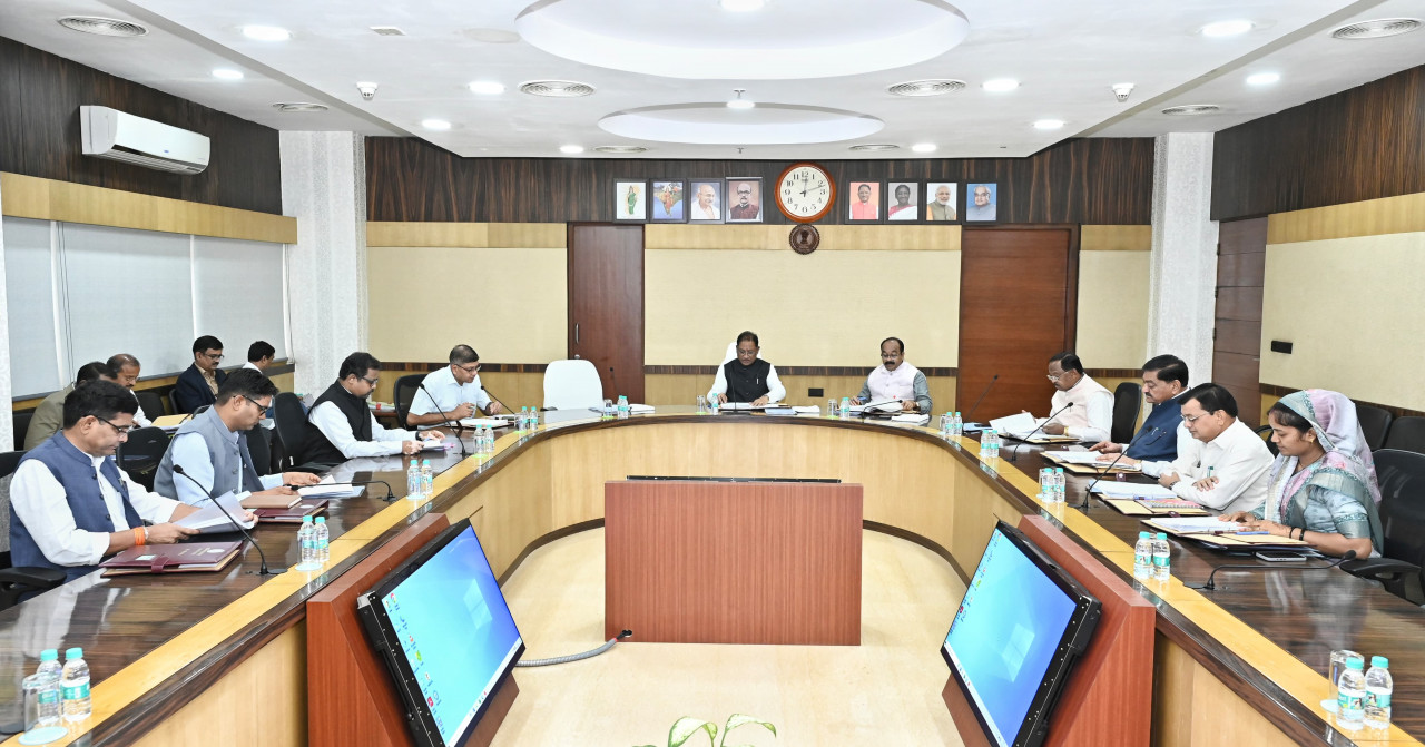मुख्यमंत्री विष्णु देव साय की अध्यक्षता में कैबिनेट बैठक सम्पन्न, कई महत्वपूर्ण निर्णयों पर लगी मुहर….