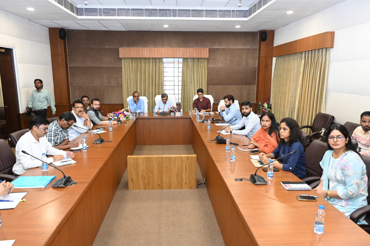 छत्तीसगढ़ में भू-अभिलेख आधुनिकीकरण एवं नक्शा परियोजना की समीक्षा हेतु तीन दिवसीय दौरा कार्यक्रम…