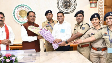 मुख्यमंत्री विष्णु देव साय से राज्य पुलिस सेवा अधिकारियों ने की सौजन्य भेंट, वरिष्ठ प्रवर श्रेणी वेतनमान के निर्णय पर जताया आभार….