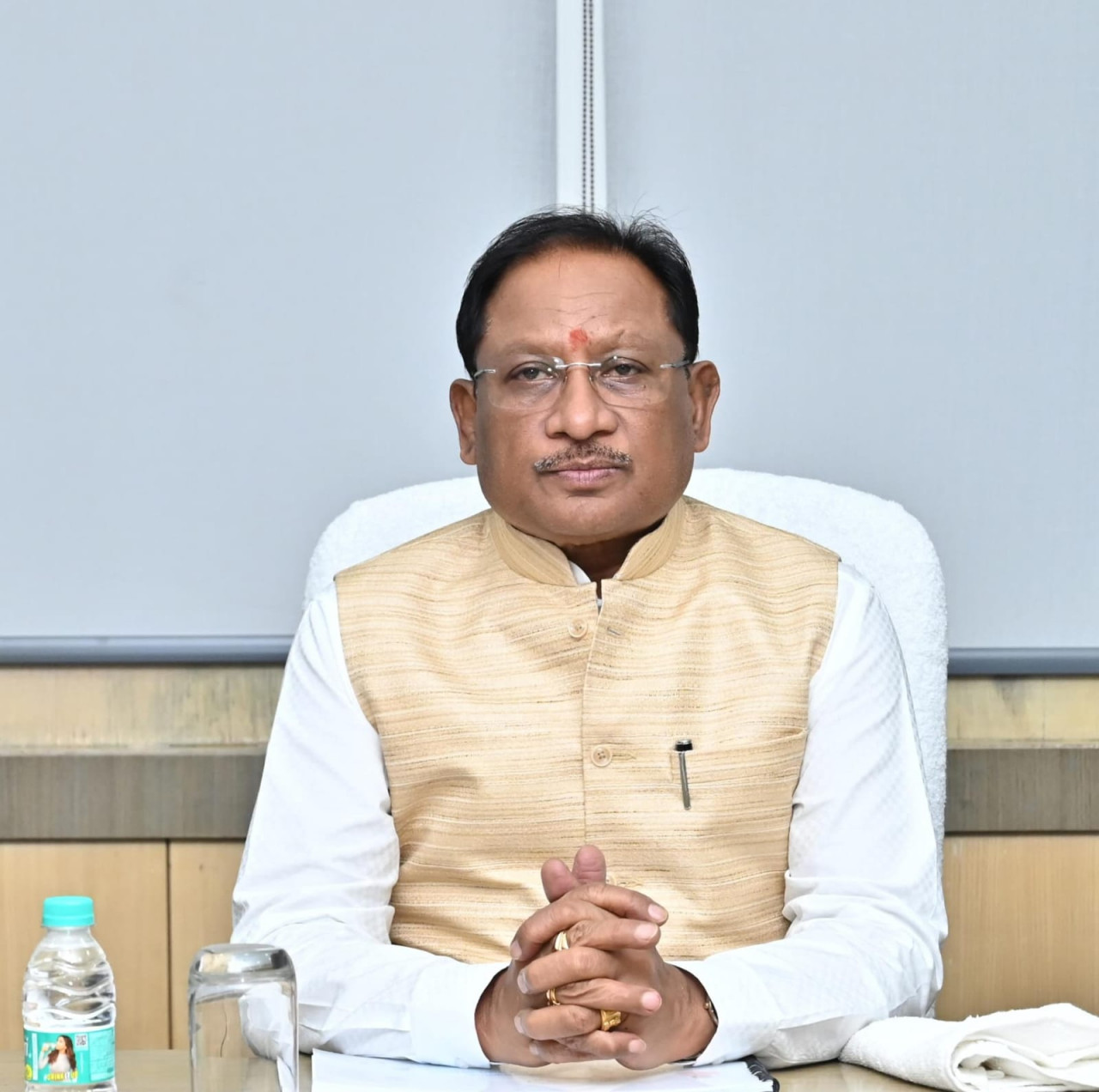 CG NEWS- मुख्यमंत्री विष्णु देव साय ने की इलेक्ट्रॉनिक्स एवं आईटी विभाग की समीक्षा : बस्तर से सरगुजा तक डिजिटल विस्तार, 5000 मोबाइल टावर लगाने का लक्ष्य…
